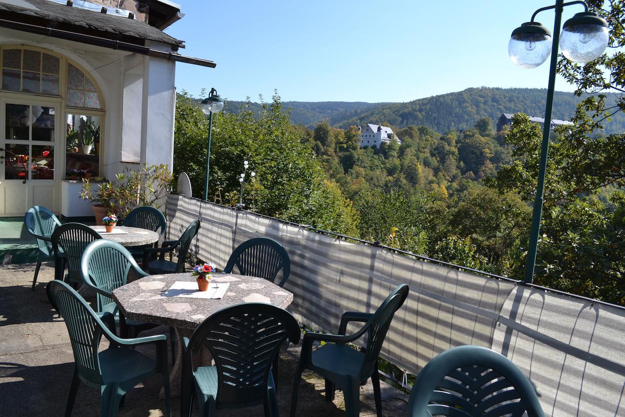 Hotel Weisser Hirsch Schwarzburg Exterior photo