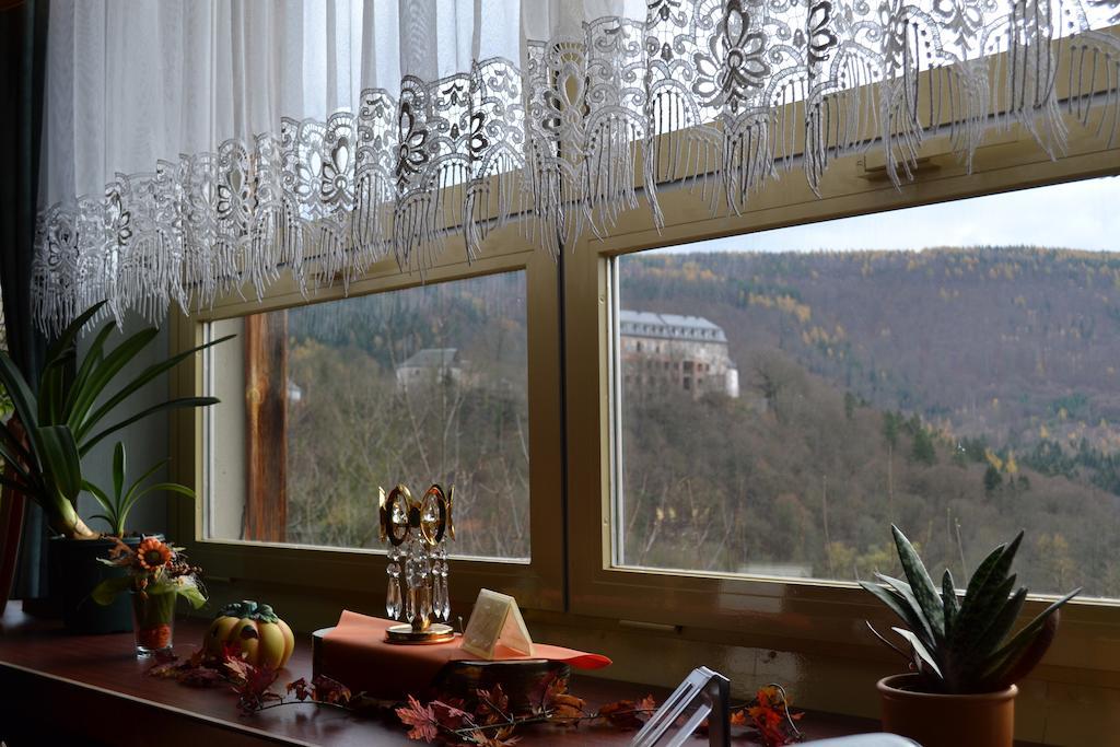 Hotel Weisser Hirsch Schwarzburg Exterior photo
